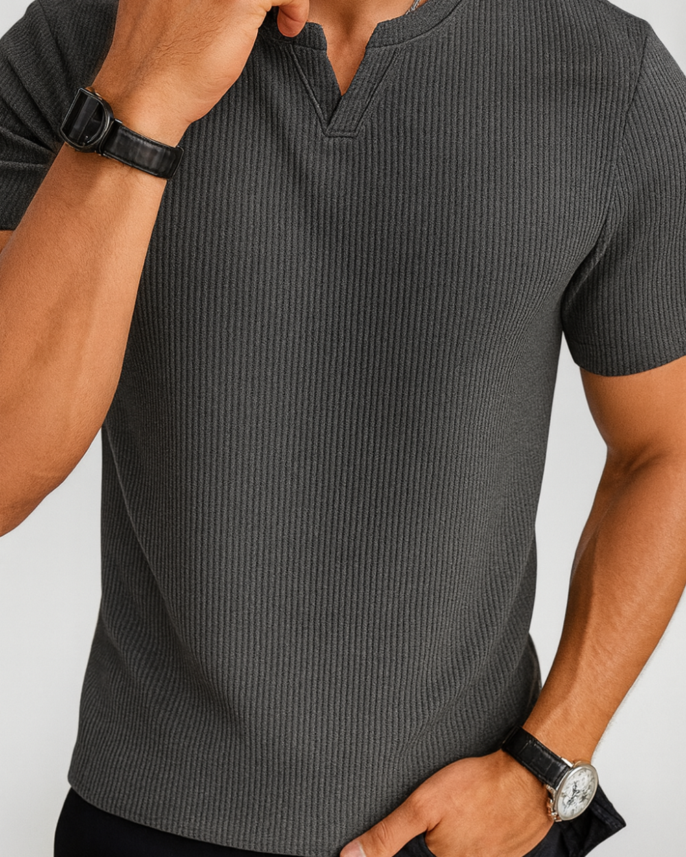 Gebreid T-shirt met V-hals - Muscle-fit